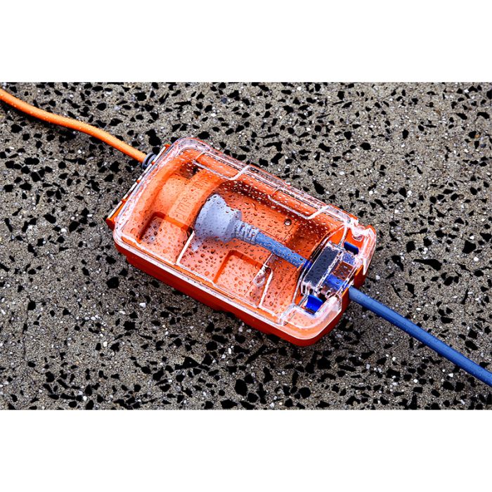 Ampfibian 15-10Amp Caravan Power Adaptor