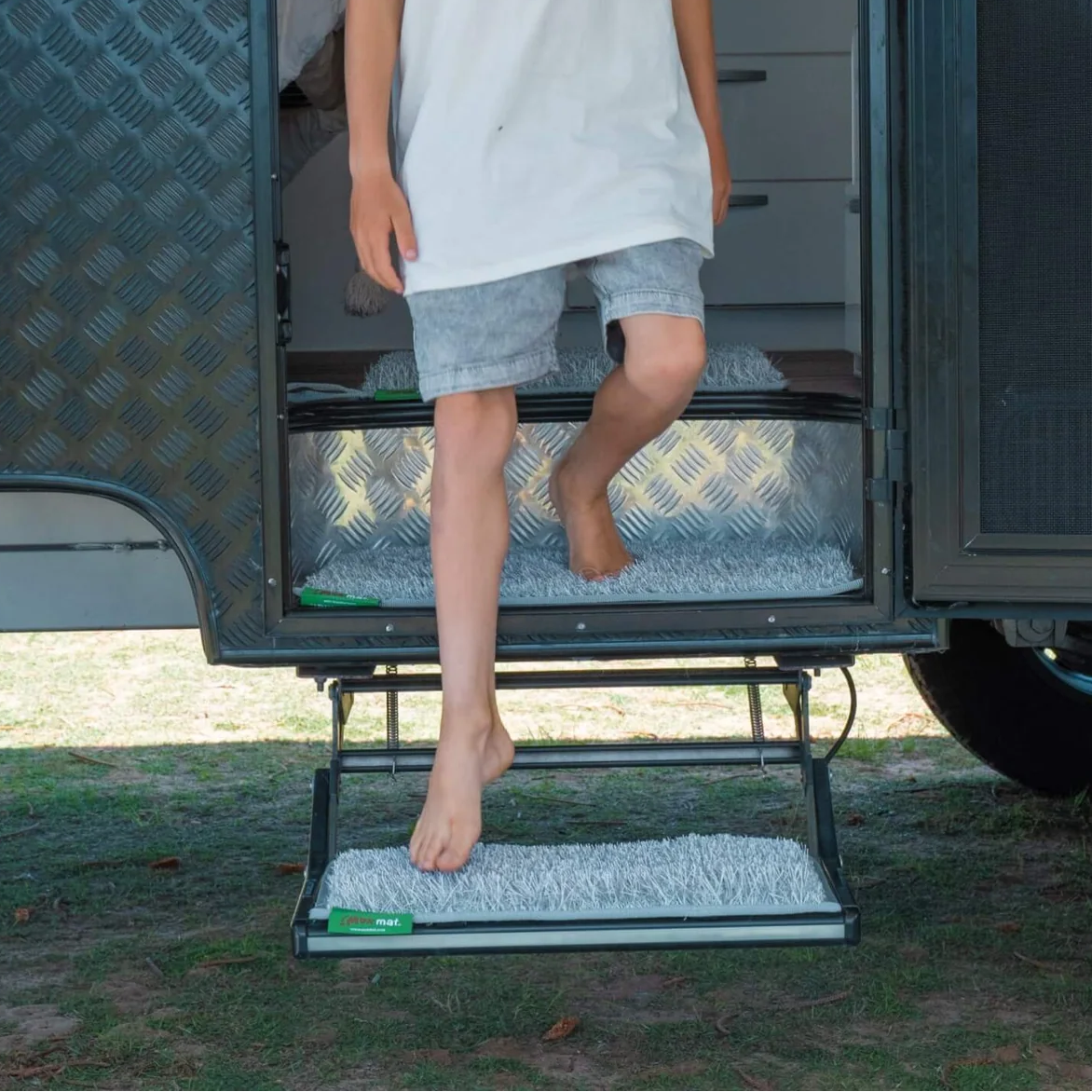 Muk Mat Pull Out Step - Light Grey 51 x 20cm