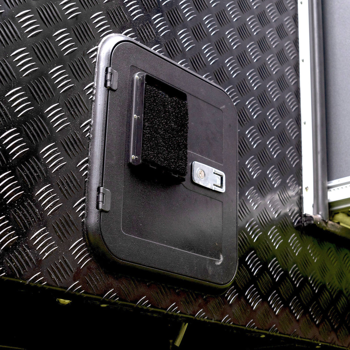 SOG Toilet Ventilation System - Door Vent