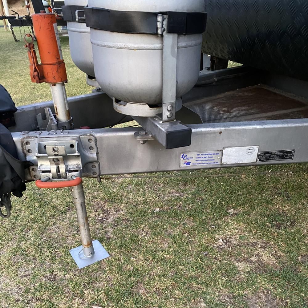 TRAILAMATE BASE PLATE