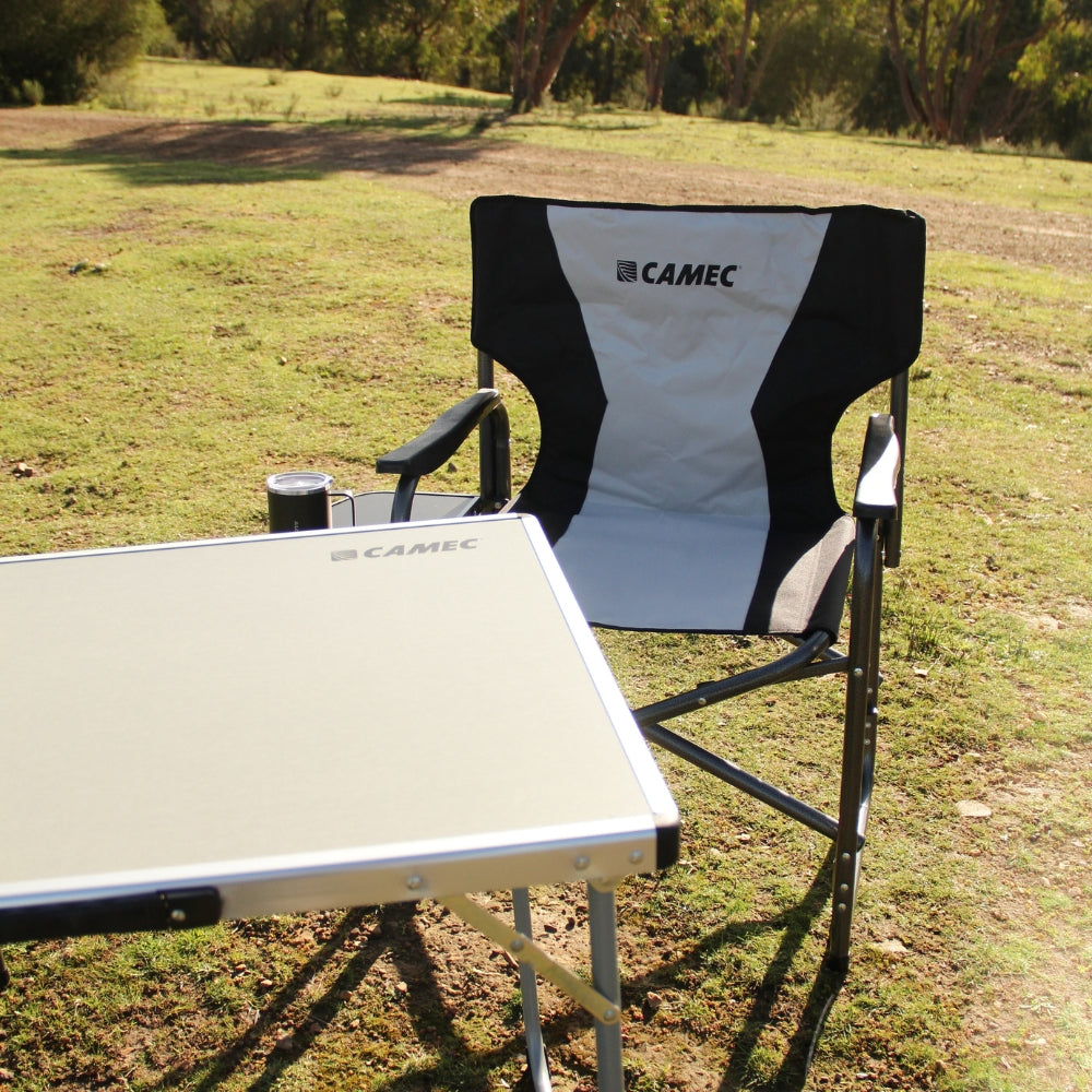 CAMEC FOLDING TABLE