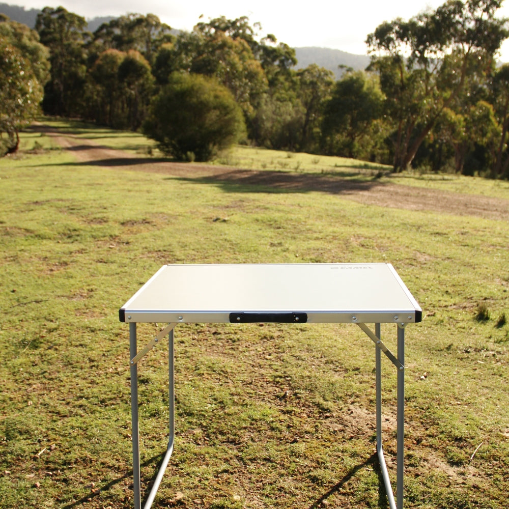 CAMEC FOLDING TABLE