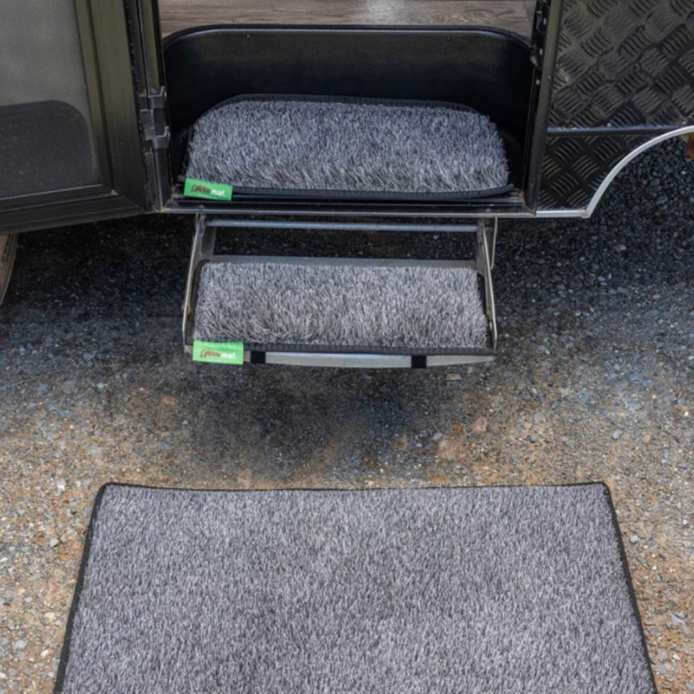 MUK MAT ROUNDED CARAVAN STEP DARK GREY EXTRA LARGE 28 X 60CM