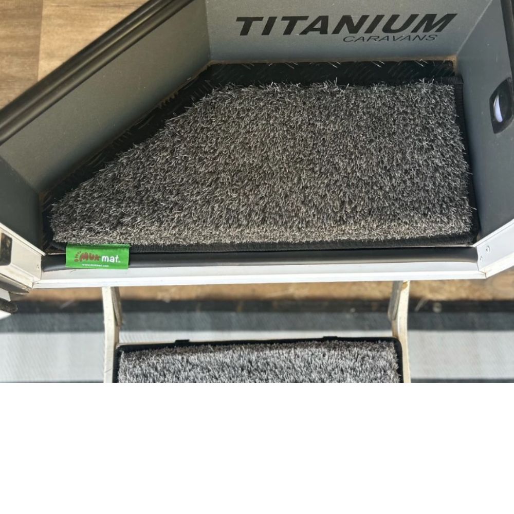 MUK MAT ANGLED CARAVAN STEP DARK GREY 60 X 28.5CM