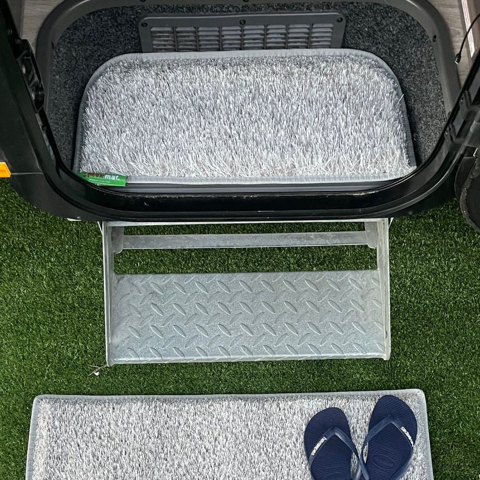 Muk Mat Rounded Step Small -  Light Grey 55 x 26cm