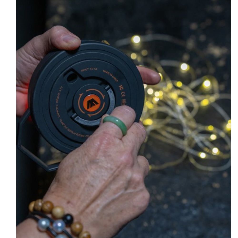 WILDTRAK STRING LIGHTS WITH WINDER & USB CHARGER