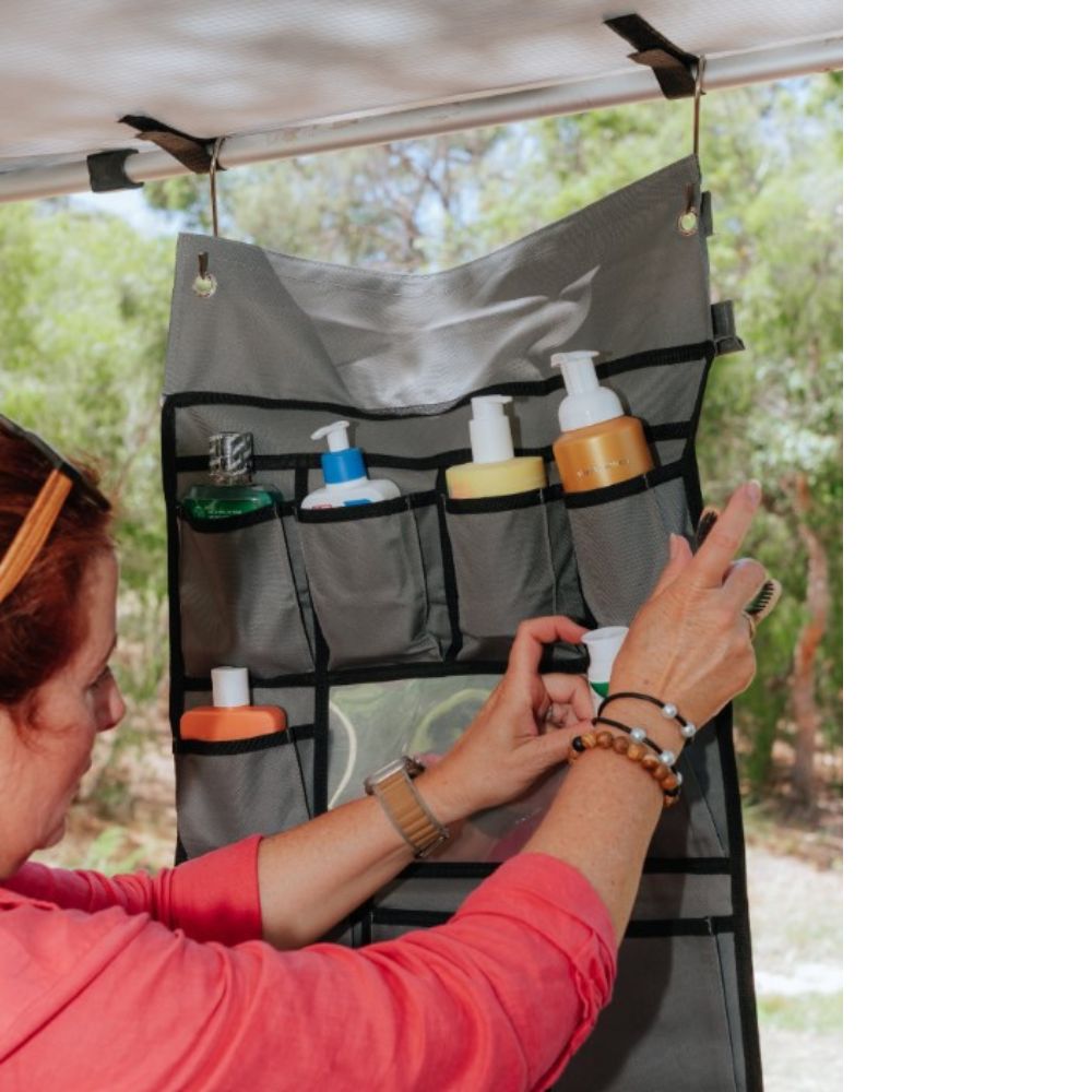 WILDTRAK 14 POCKET HANGING ORGANISER W/MIRROR