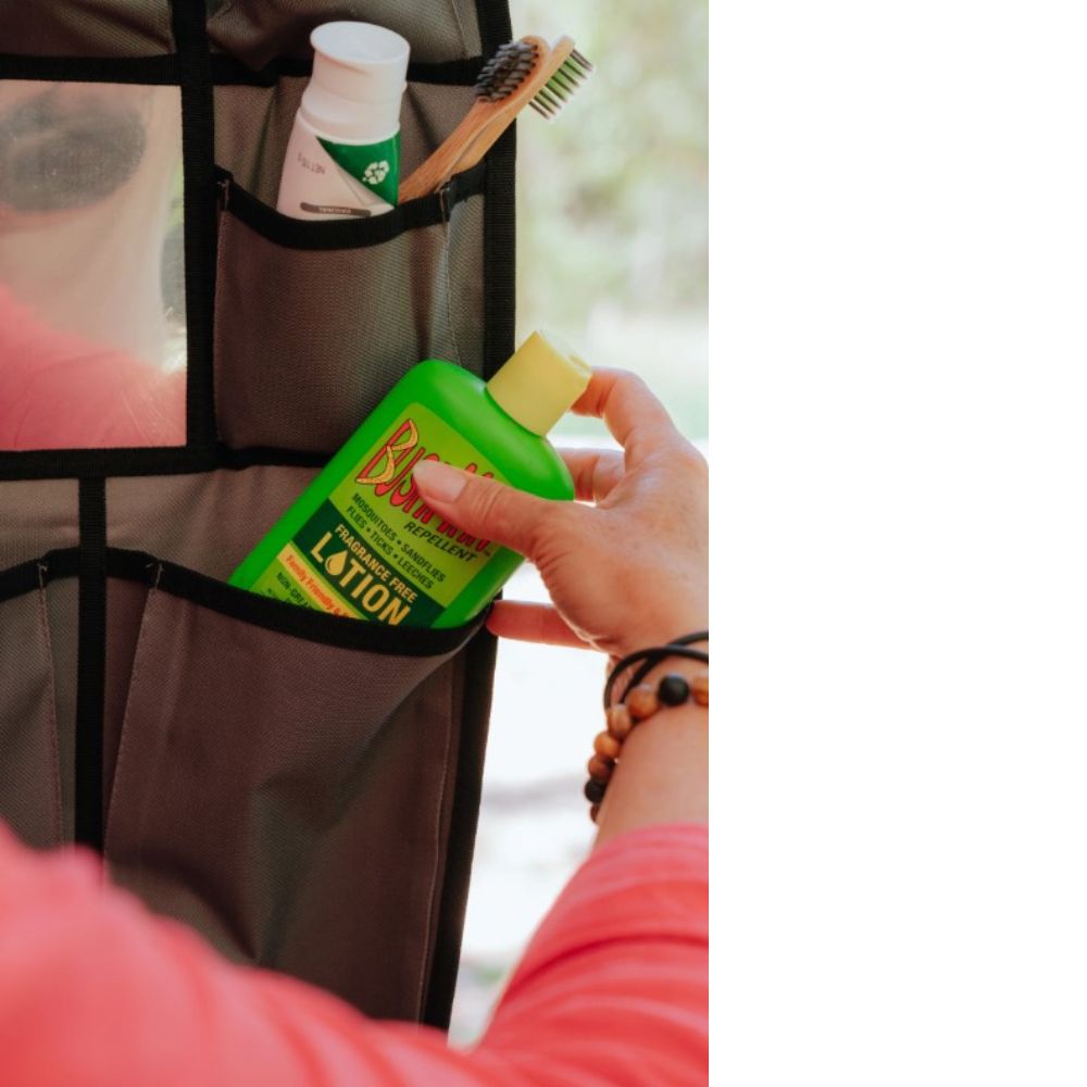 WILDTRAK 14 POCKET HANGING ORGANISER W/MIRROR