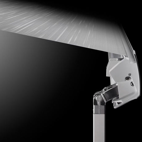 Thule 5200 12V Awning - Aussie Traveller