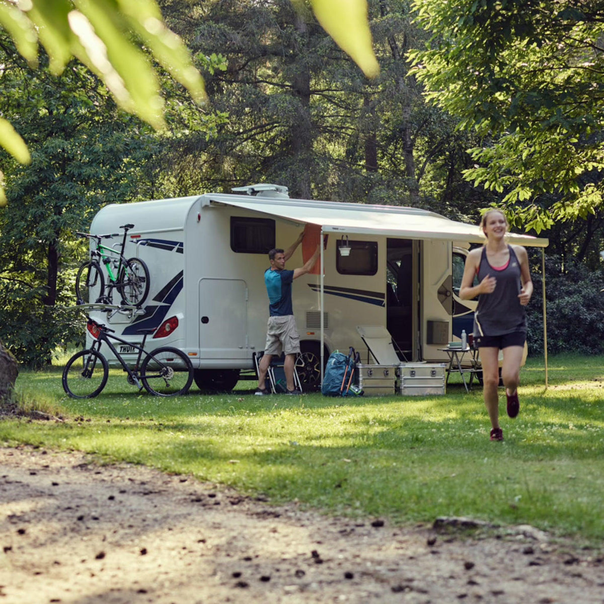 Thule 5200 12V Awning - Aussie Traveller