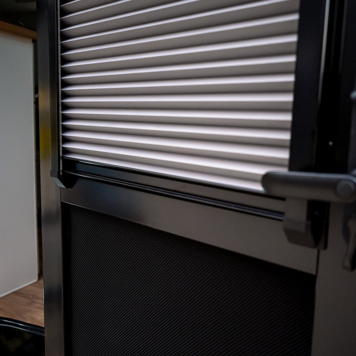 DC Caravan Door with Pleated Blind - Right Hand Hinge