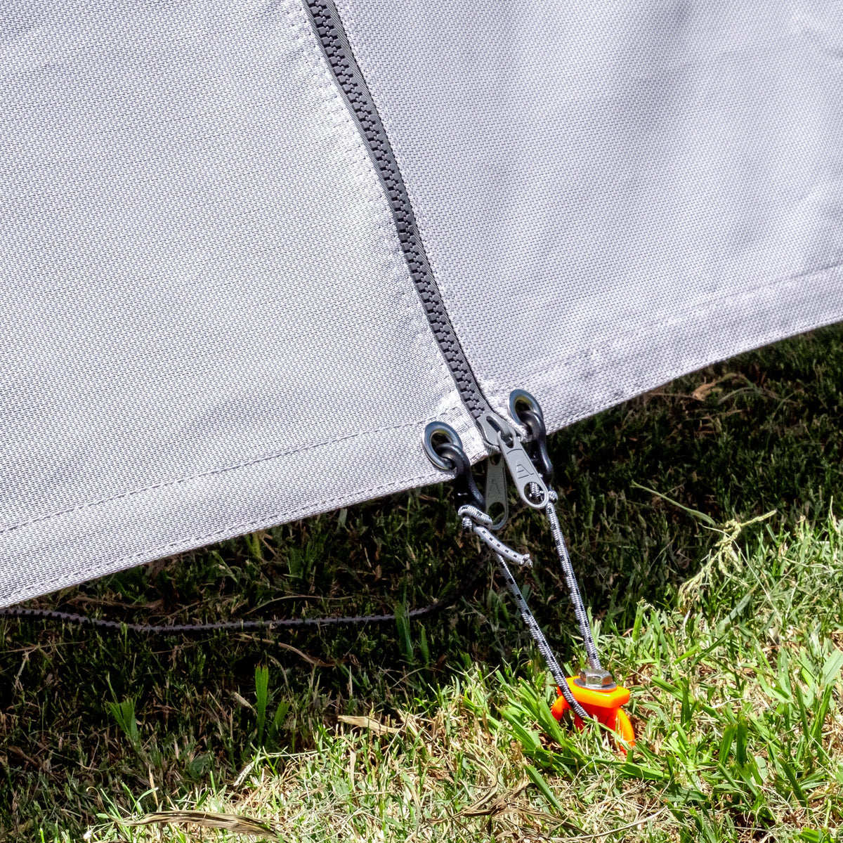 Premium Privacy Screen End Wall - Centre Zip