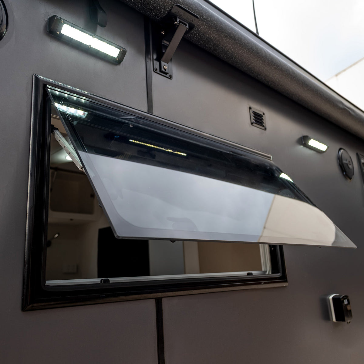 AT Square Window & Pleated Blind