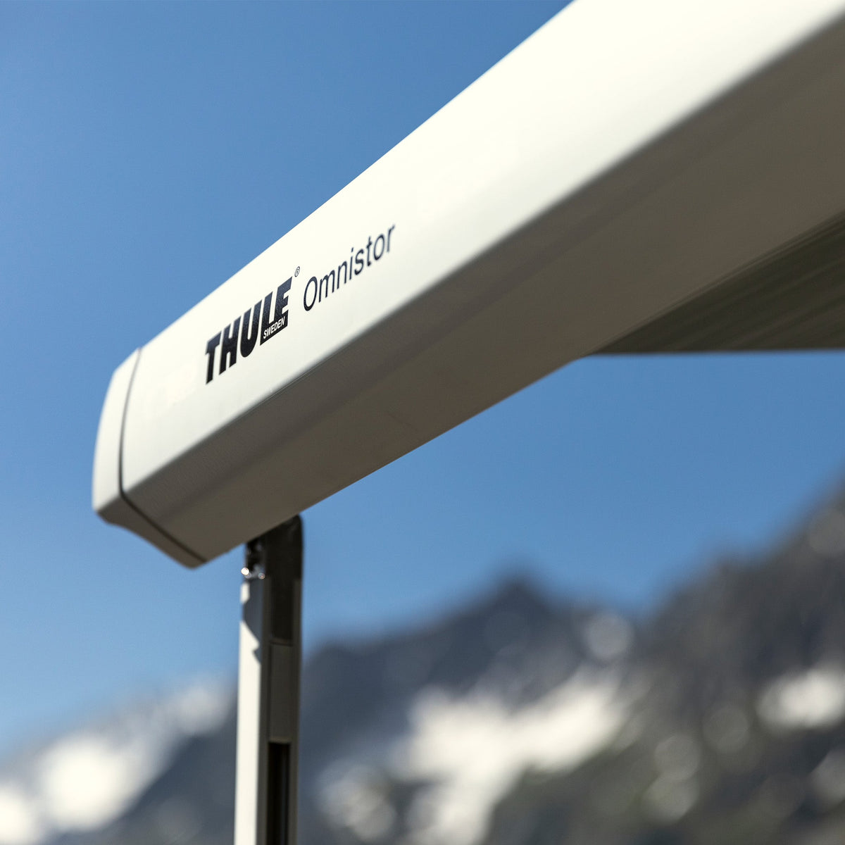 Thule 5200 Manual Awning